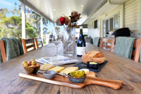 Glandore Estate Vineyard Homestead onsite cellar door + walk to restaurants incl EXP